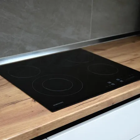 Fly בית אירוח