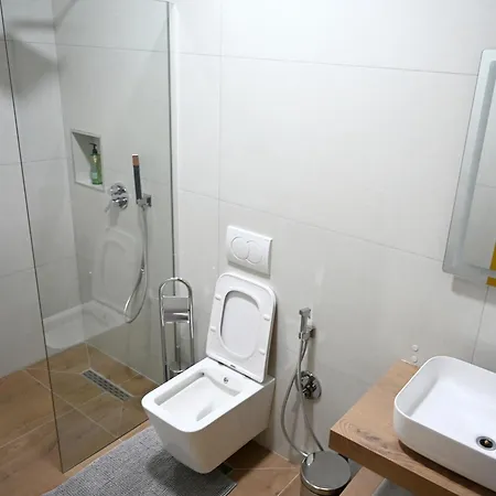 בית אירוח Fly