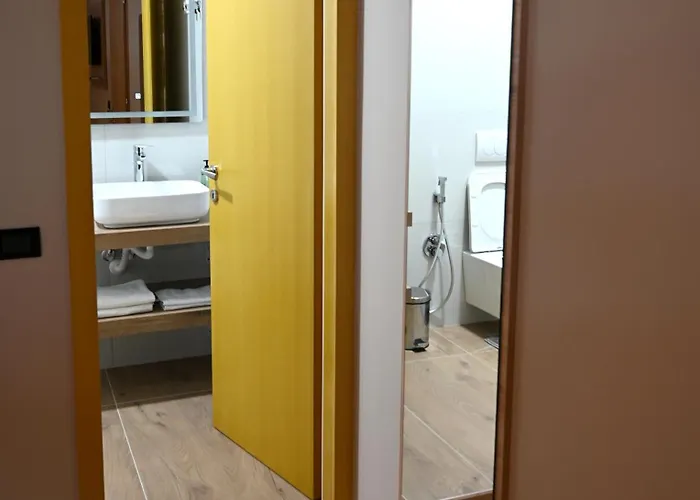 Fly Privat bolig Krujë